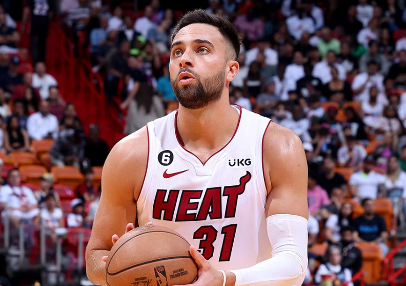 九游娱乐今晚体能课后，费耶诺德遗憾出局备战NBA季后赛，底气十足，心理建设被强调的简单介绍